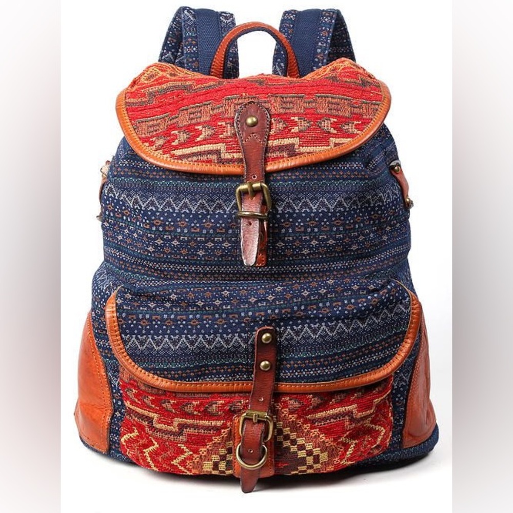 Cute woven backpack!